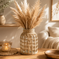 Vase décoratif en verre avec habillage tressé en fibres naturelles